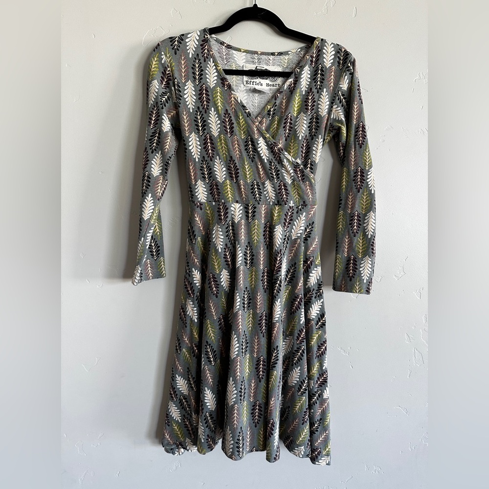 Effie’s heart Festoon feather print faux wrap dress small